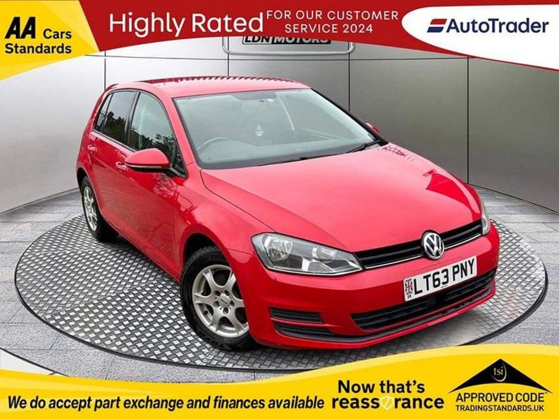 VOLKSWAGEN GOLF