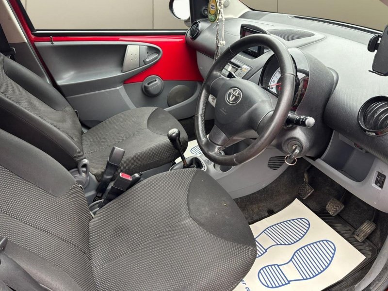 TOYOTA AYGO
