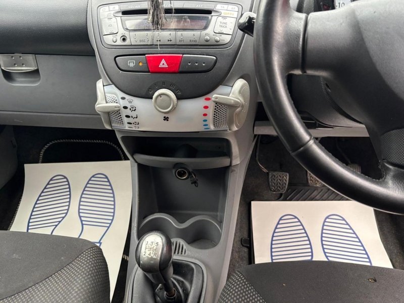 TOYOTA AYGO