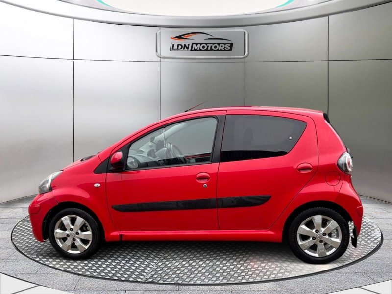TOYOTA AYGO