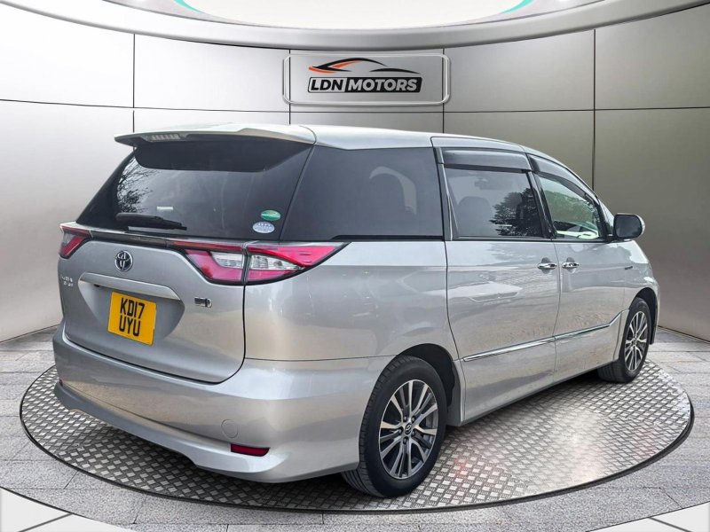 TOYOTA ESTIMA