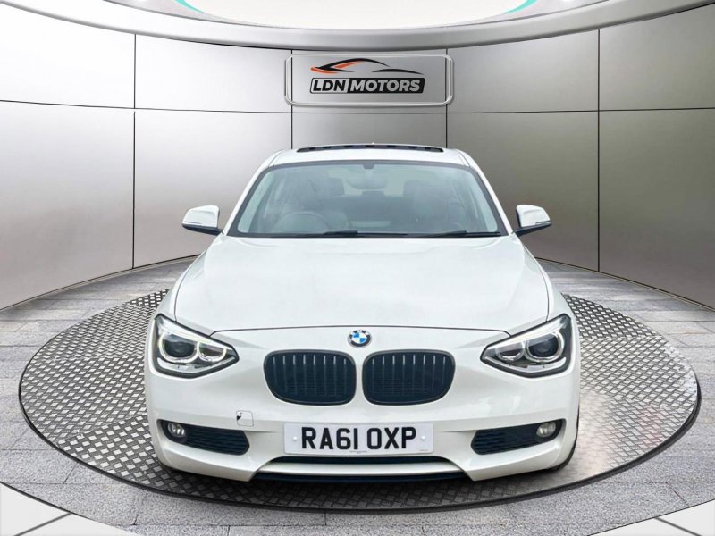 BMW 1 SERIES