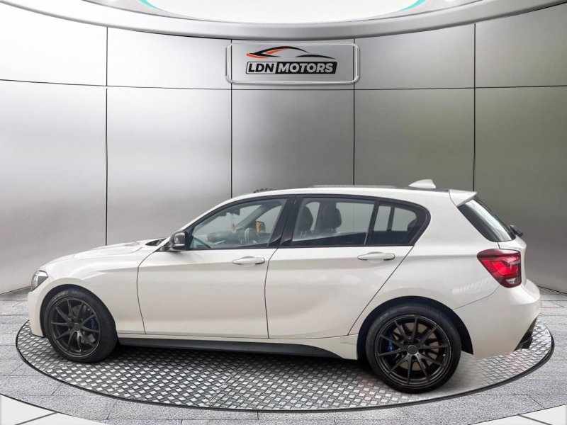 BMW 1 SERIES