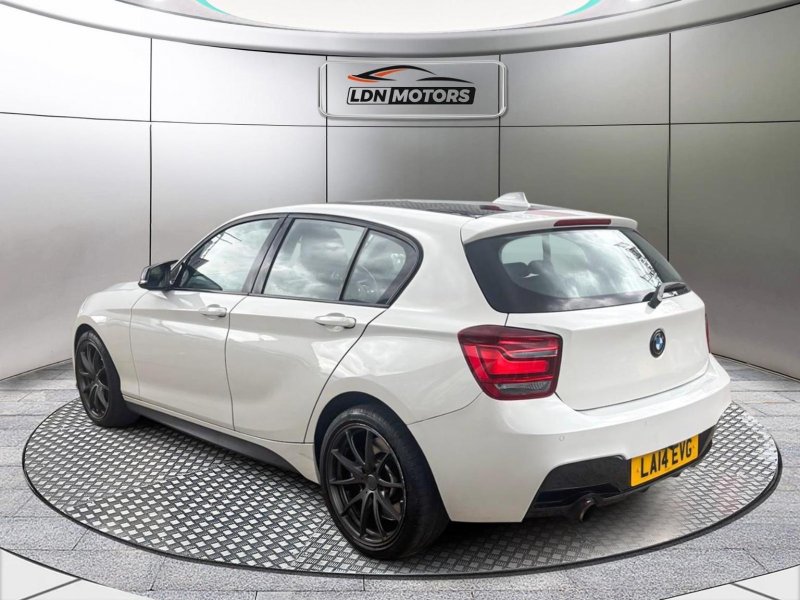 BMW 1 SERIES