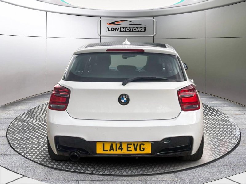 BMW 1 SERIES